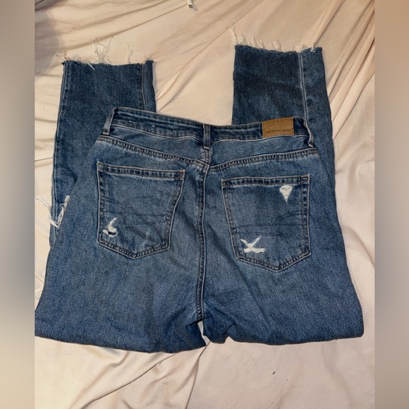 American Eagle Mom Jean - Picture 2 of 3